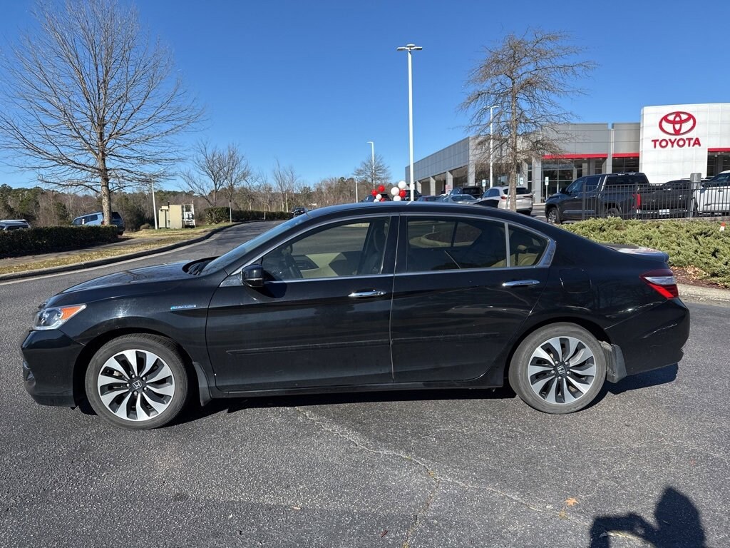 Used 2017 Honda Accord Hybrid Base Sedan