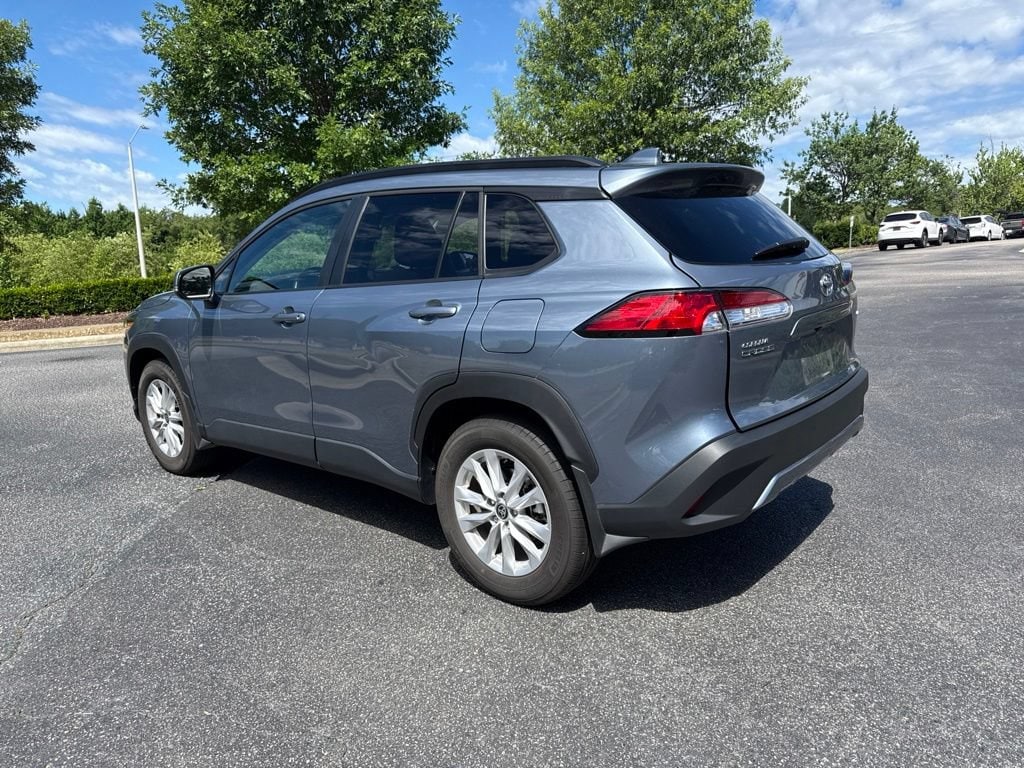 Used 2024 Toyota Corolla Cross LE SUV