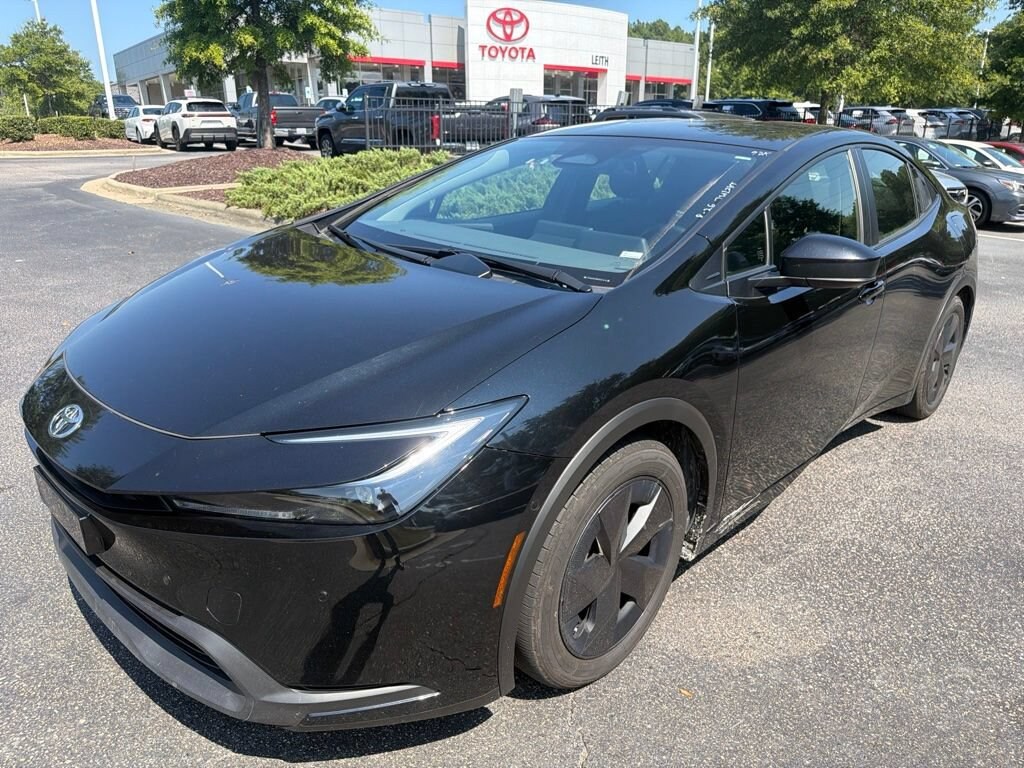 Used 2024 Toyota Prius LE Hatchback