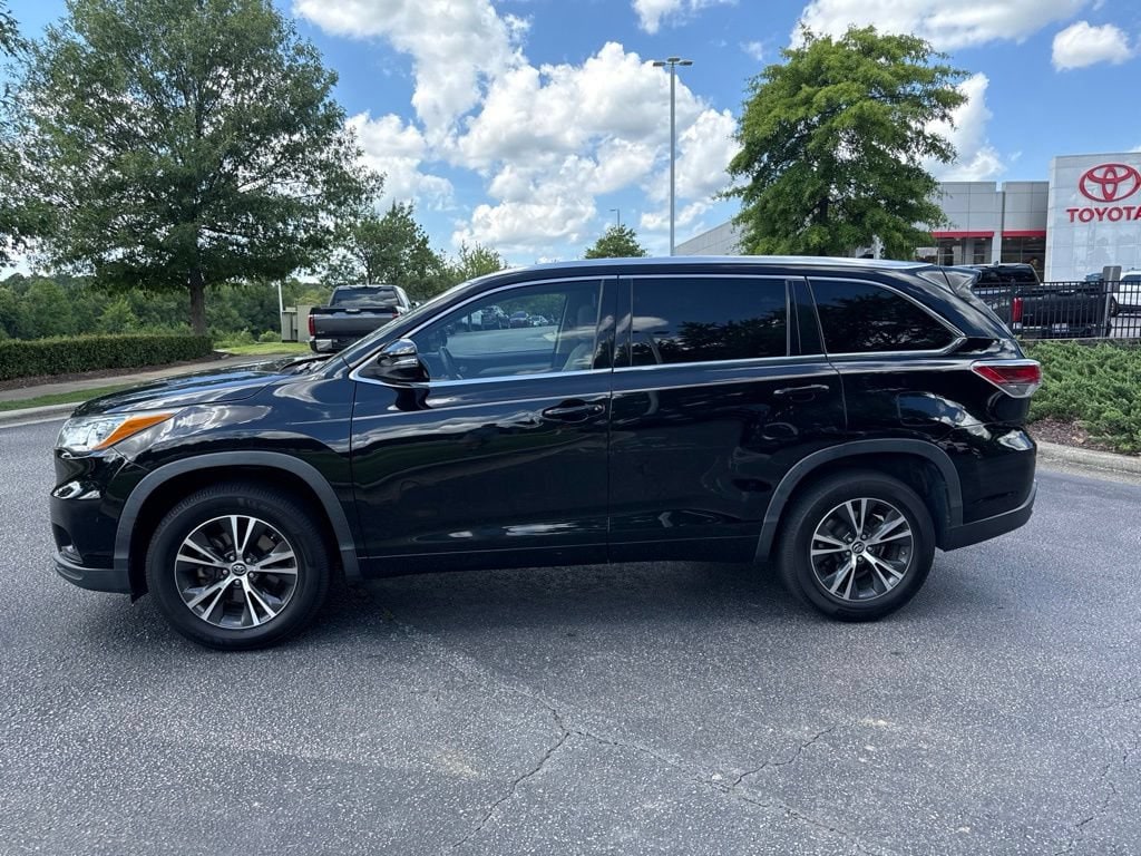 Used 2016 Toyota Highlander XLE V6 SUV