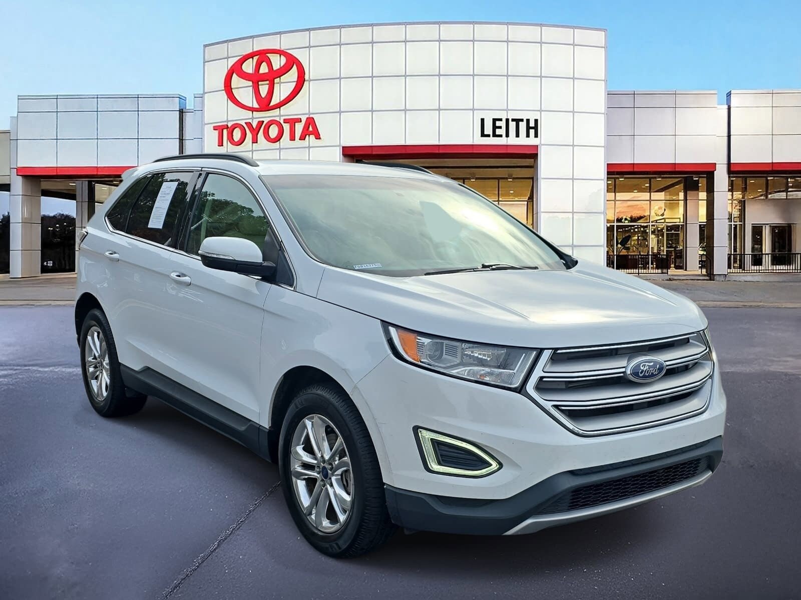 2015 Ford Edge SEL photo 3