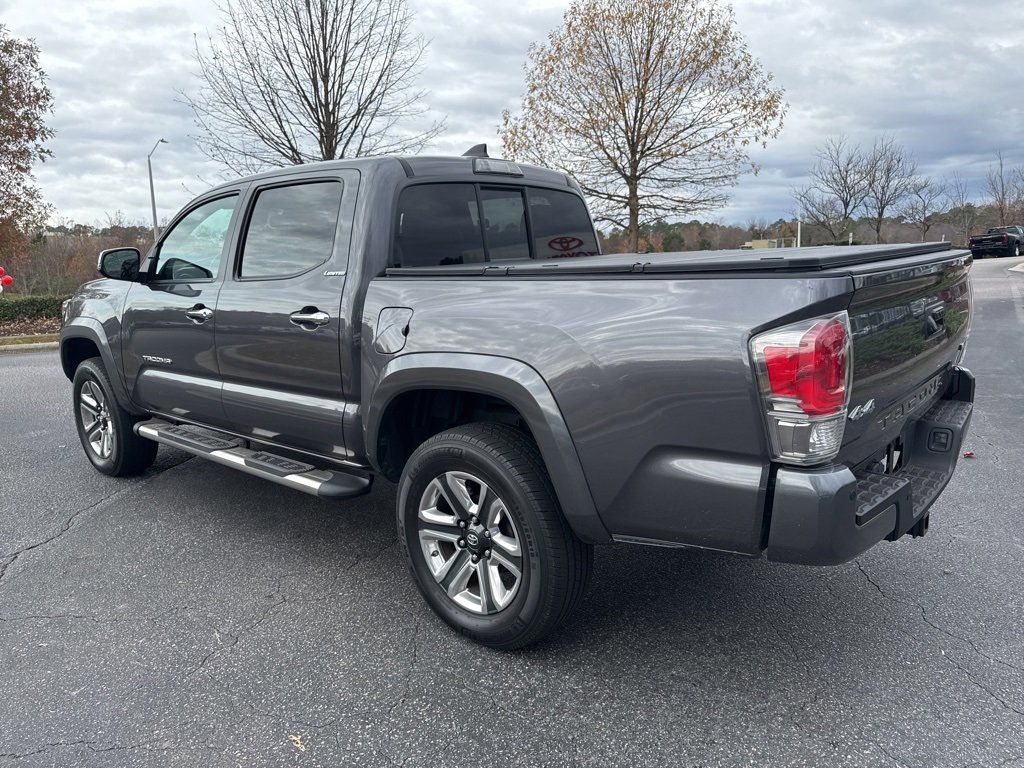 2016 Toyota Tacoma Limited V6 photo 3