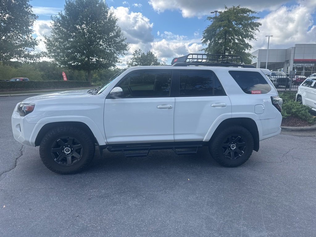 2022 Toyota 4Runner Trail Special Edition photo 3