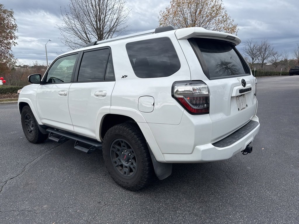 2021 Toyota 4Runner SR5 photo 2