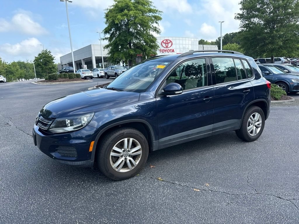 Used 2016 Volkswagen Tiguan 2.0T S Automatic with 4MOTION SUV