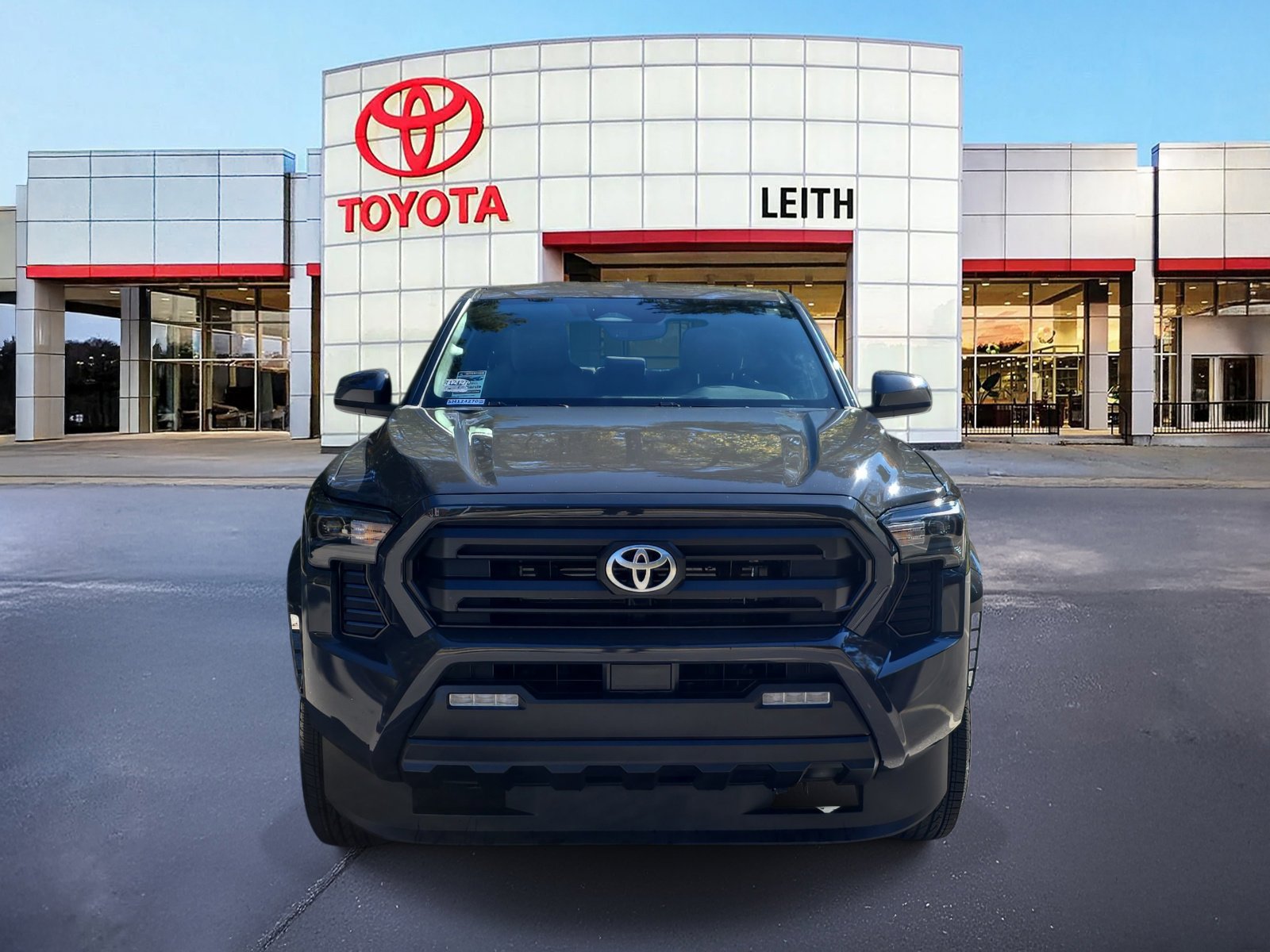 2025 Toyota Tacoma SR5 4x4 photo 2