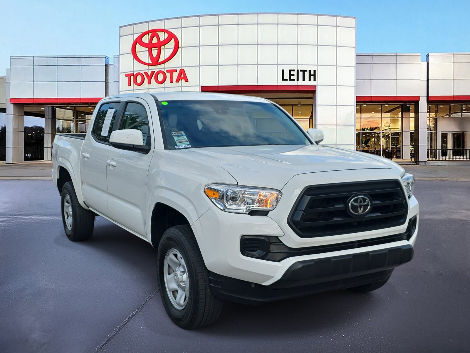 2023 Toyota Tacoma SR photo 3