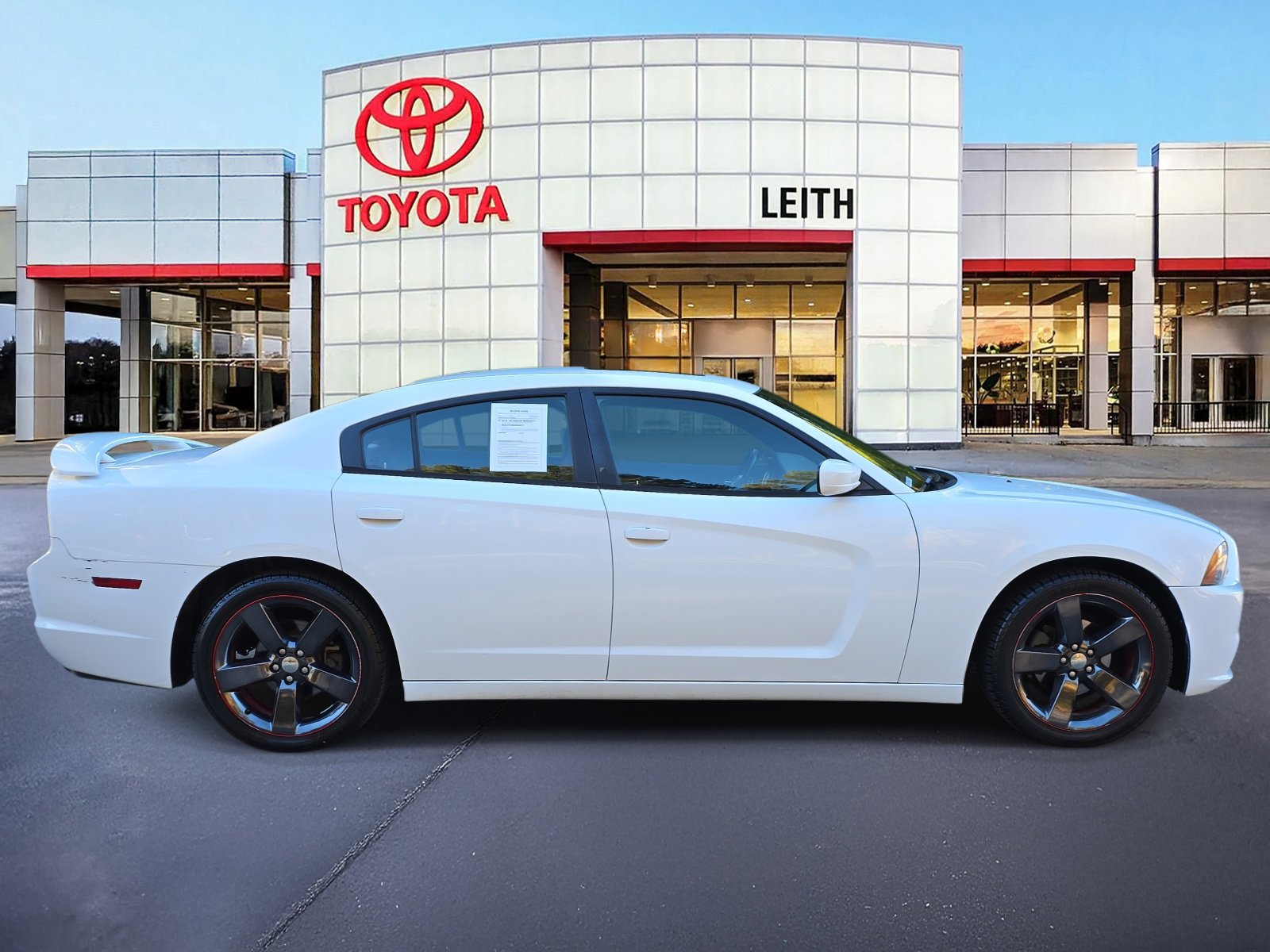 2014 Dodge Charger SXT Plus photo 2