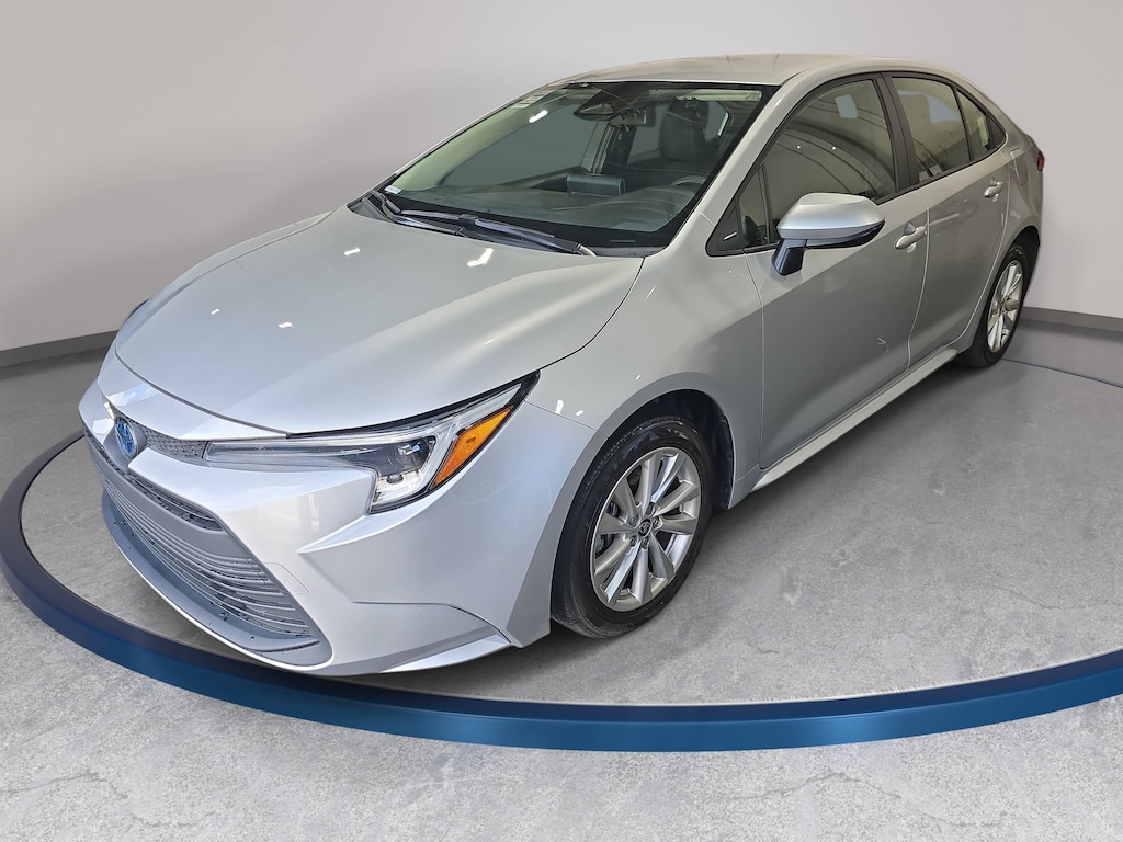 Used 2025 Toyota Corolla Hybrid LE Sedan