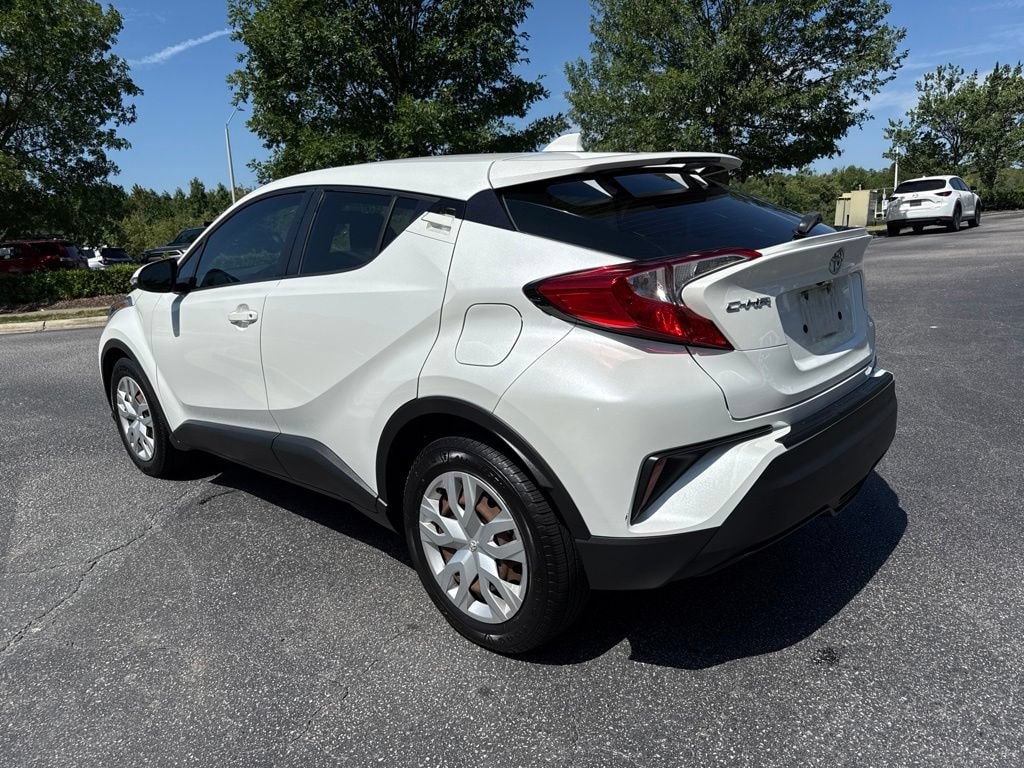Used 2021 Toyota C-HR LE SUV