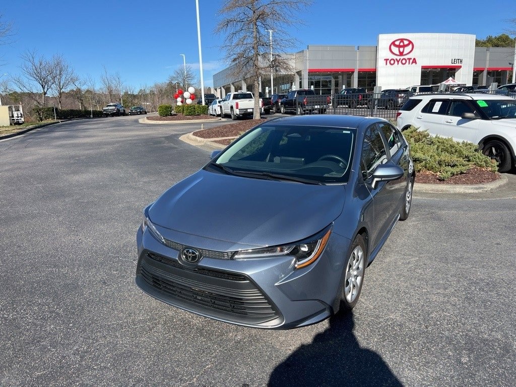 Used 2025 Toyota Corolla LE Sedan