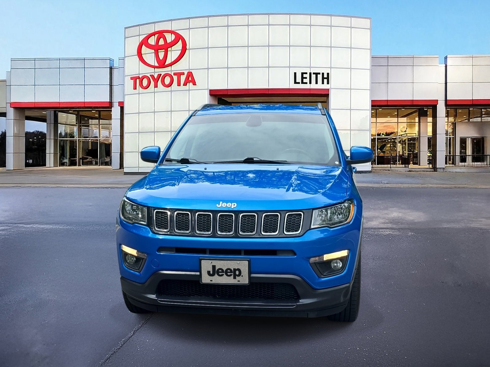 Used 2018 Jeep Compass Latitude with VIN 3C4NJDBB9JT399827 for sale in Raleigh, NC