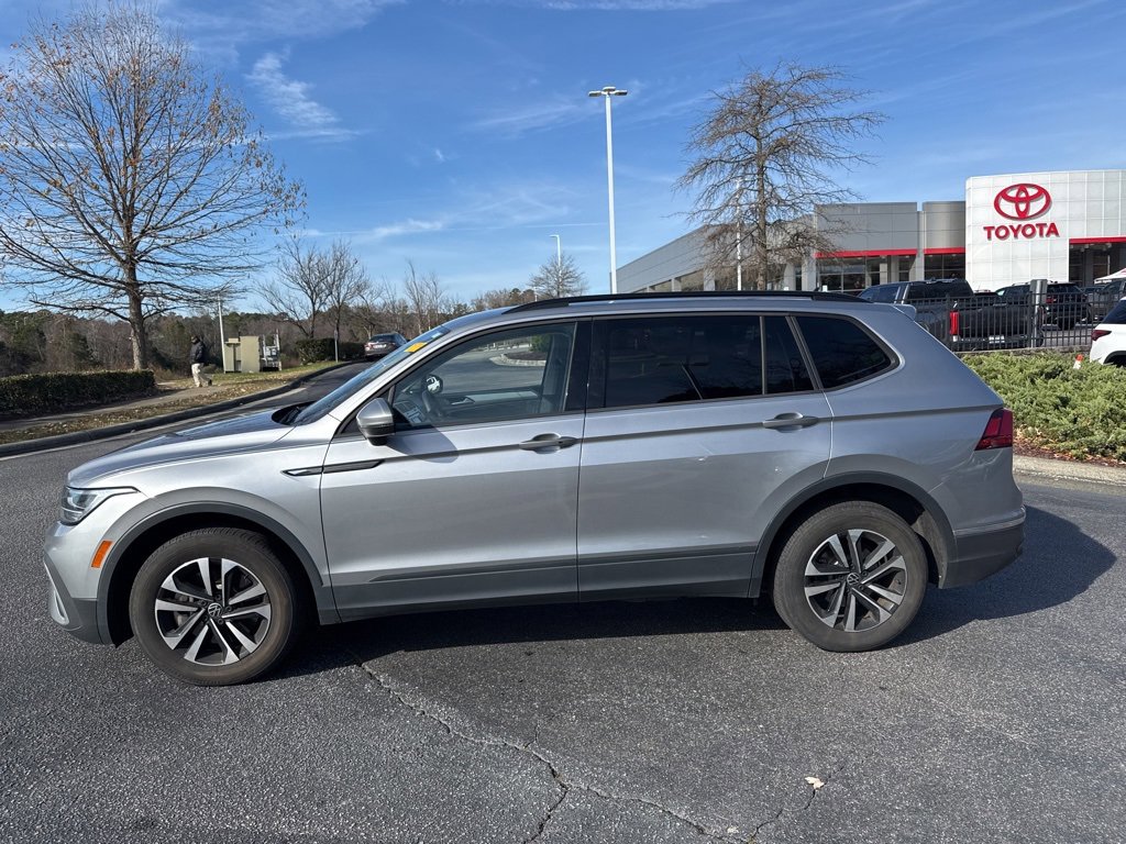 2023 Volkswagen Tiguan S photo 3