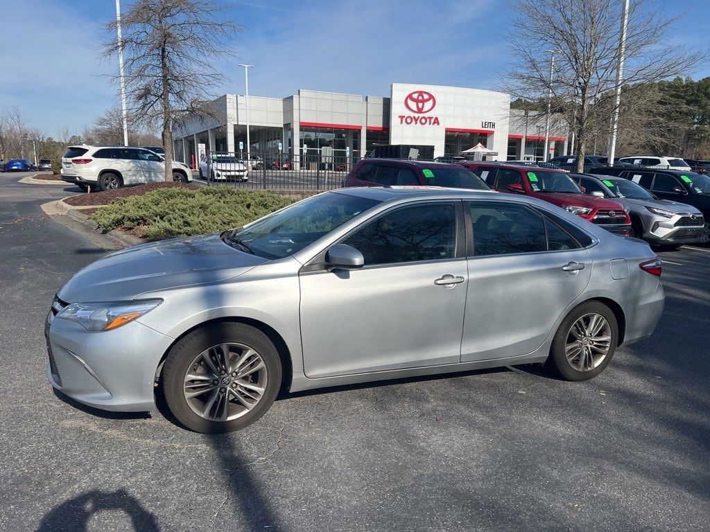 2015 Toyota Camry SE