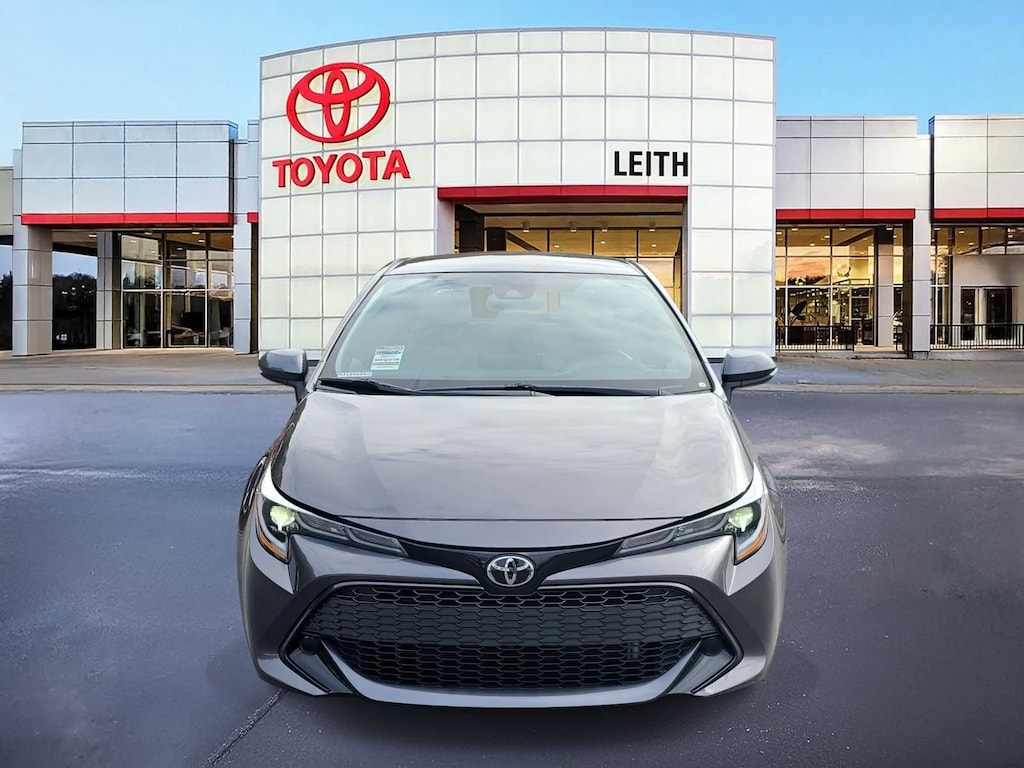 Certified 2022 Toyota Corolla Hatchback SE Hatchback