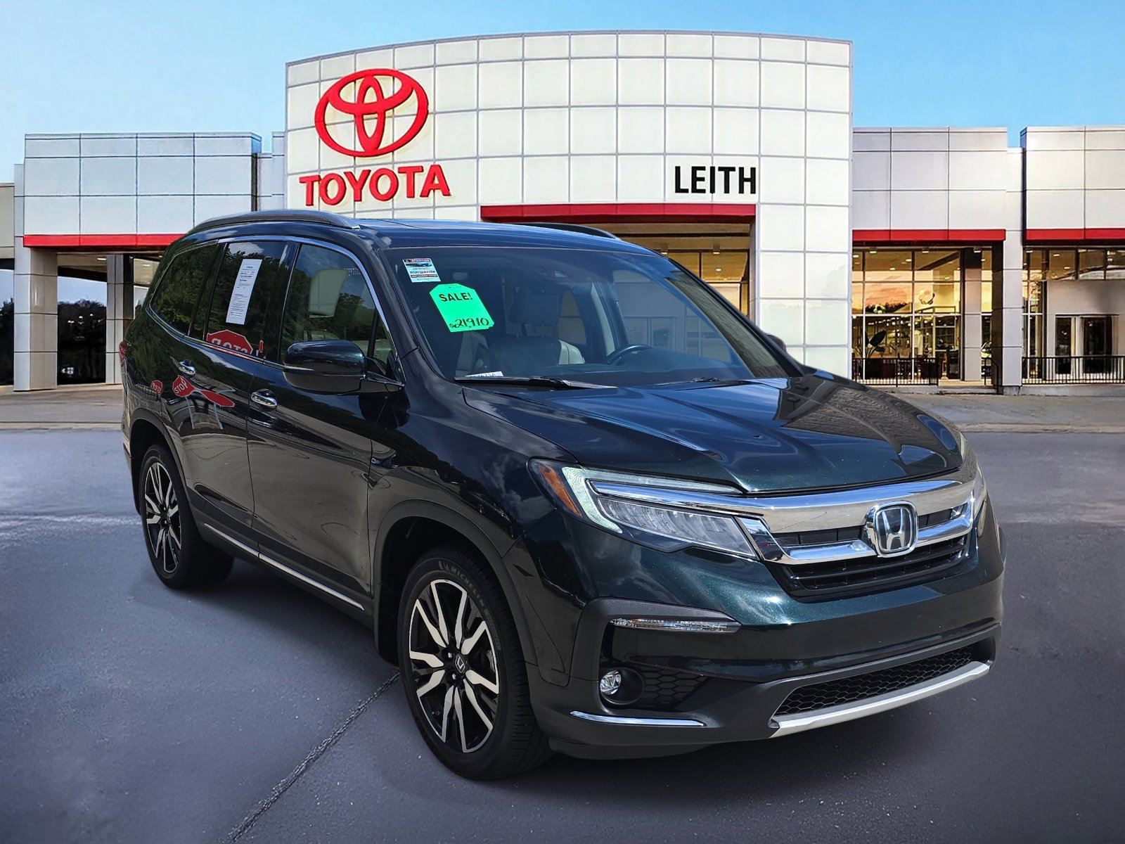 2019 Honda Pilot Elite photo 3