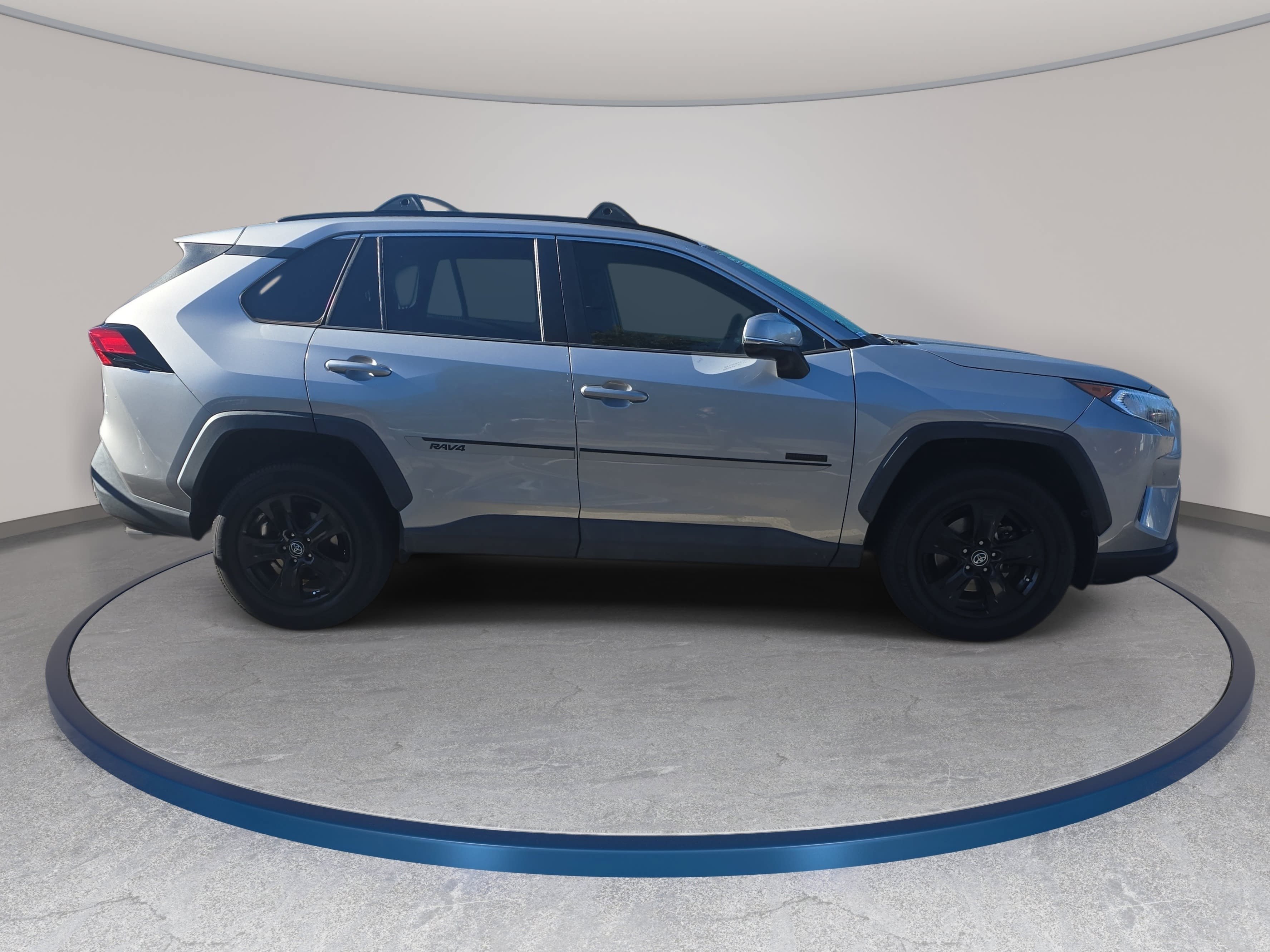 Used 2020 Toyota RAV4 XLE SUV