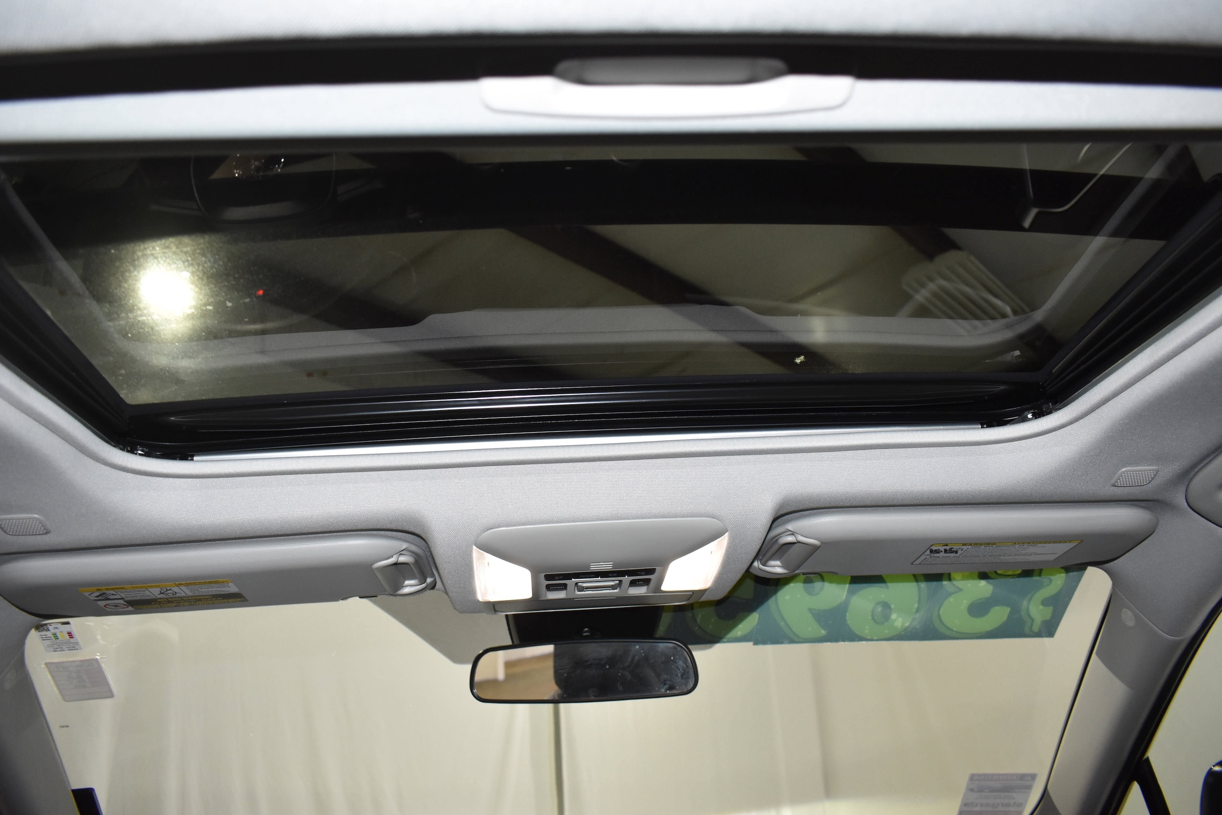 2025 Toyota RAV4 XLE Premium - Photo 25
