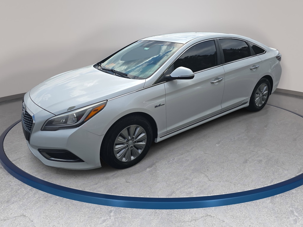Used 2016 Hyundai Sonata Hybrid SE Sedan