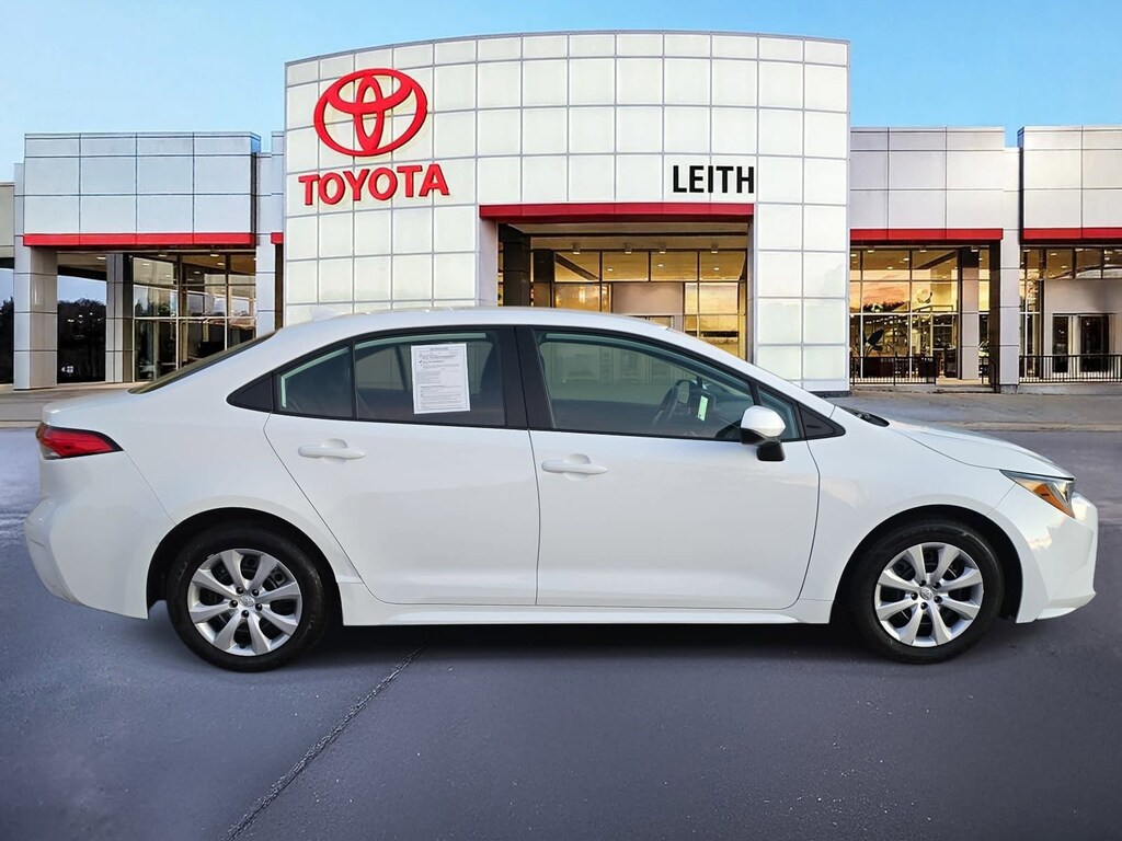 Used 2024 Toyota Corolla LE Sedan