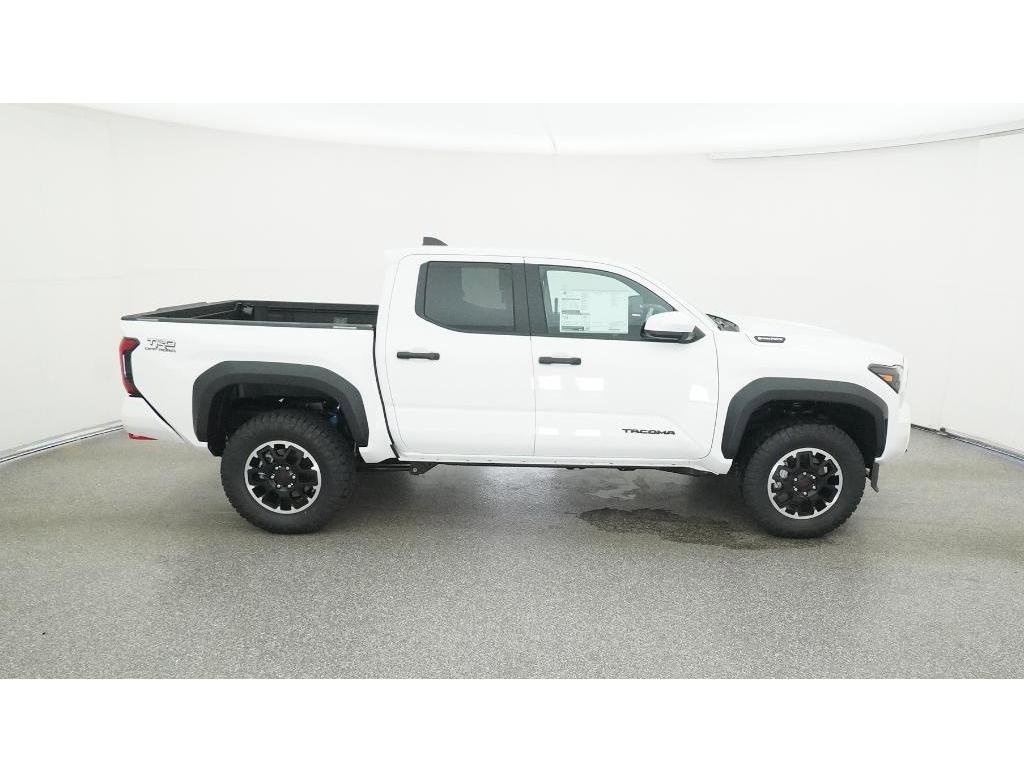 2025 Toyota Tacoma TRD Off Road - Photo 12