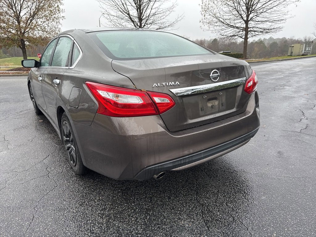 2016 Nissan Altima 2.5 S photo 3