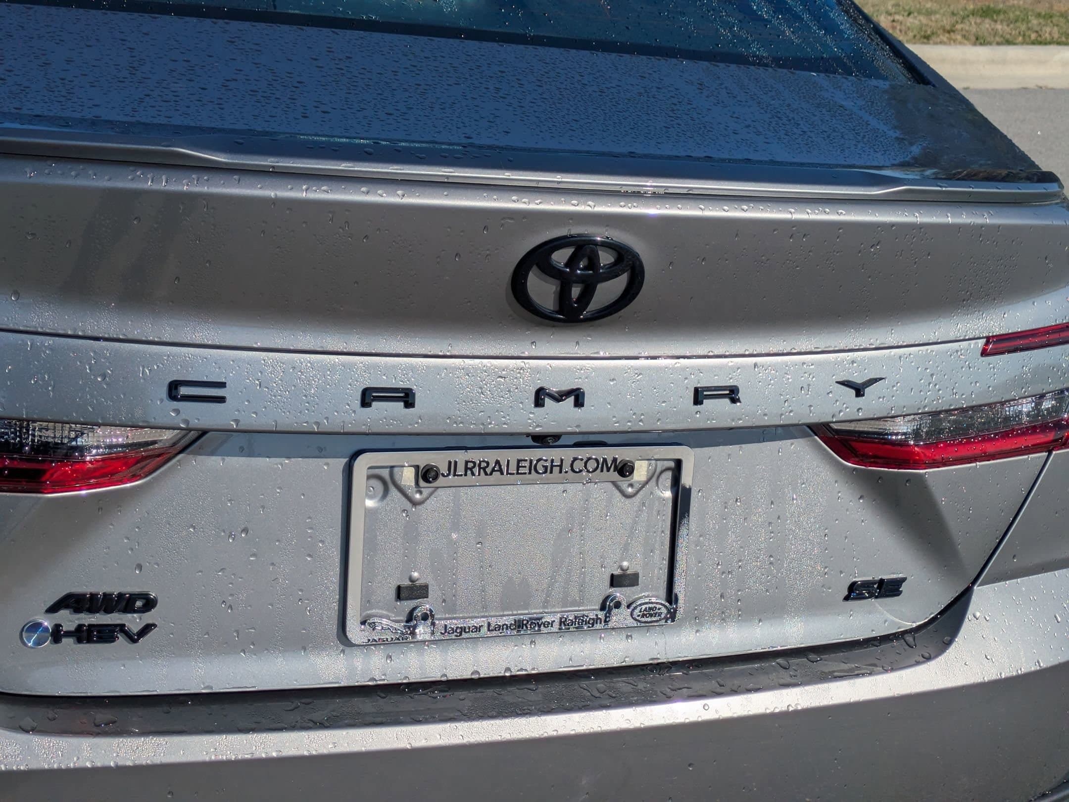 2025 Toyota Camry SE - Photo 29