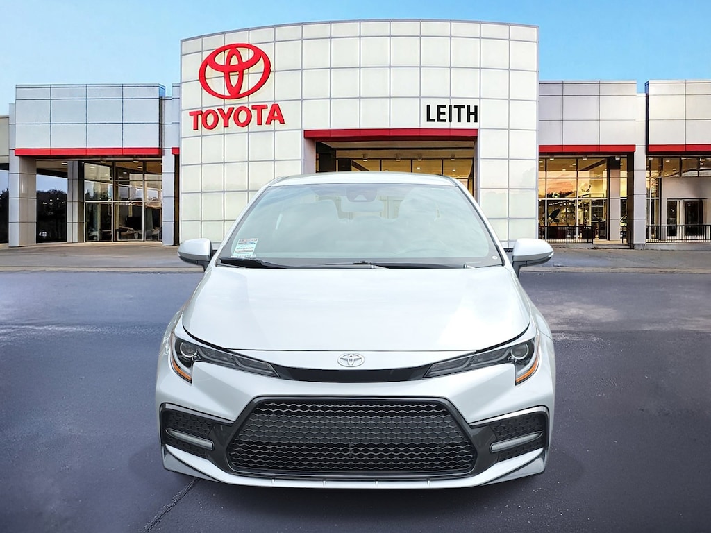 Used 2022 Toyota Corolla SE Sedan