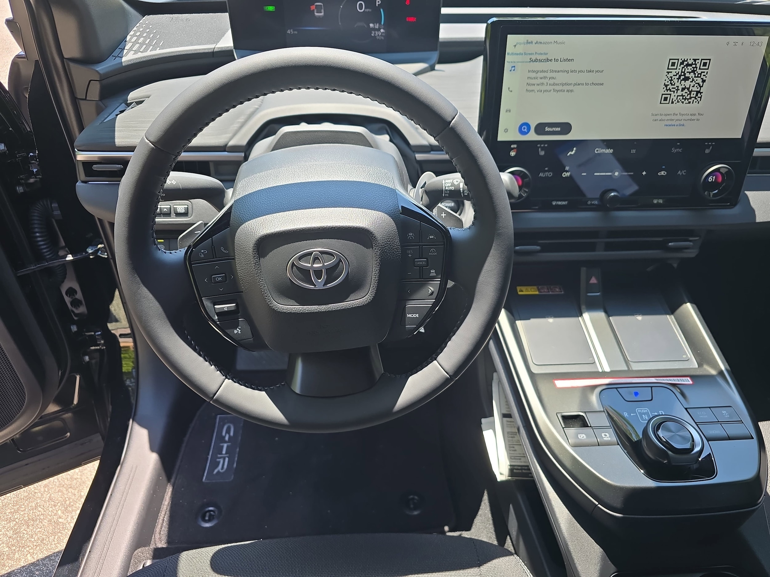 2026 Toyota C-HR SE - Photo 16