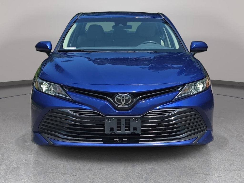 Used 2018 Toyota Camry LE Sedan