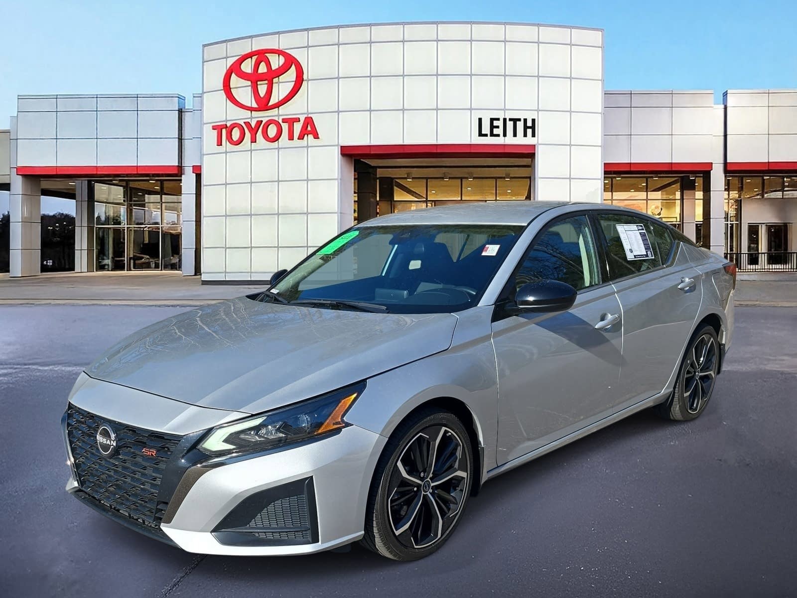 2023 Nissan Altima SR