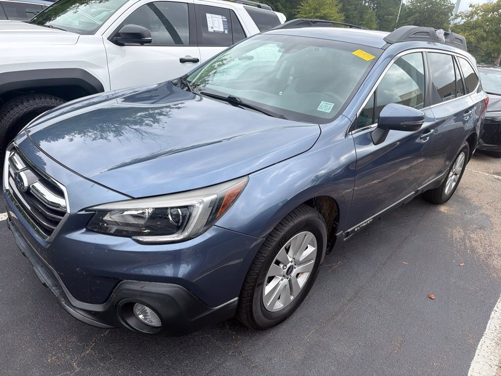 Used 2018 Subaru Outback 2.5i Premium with SUV