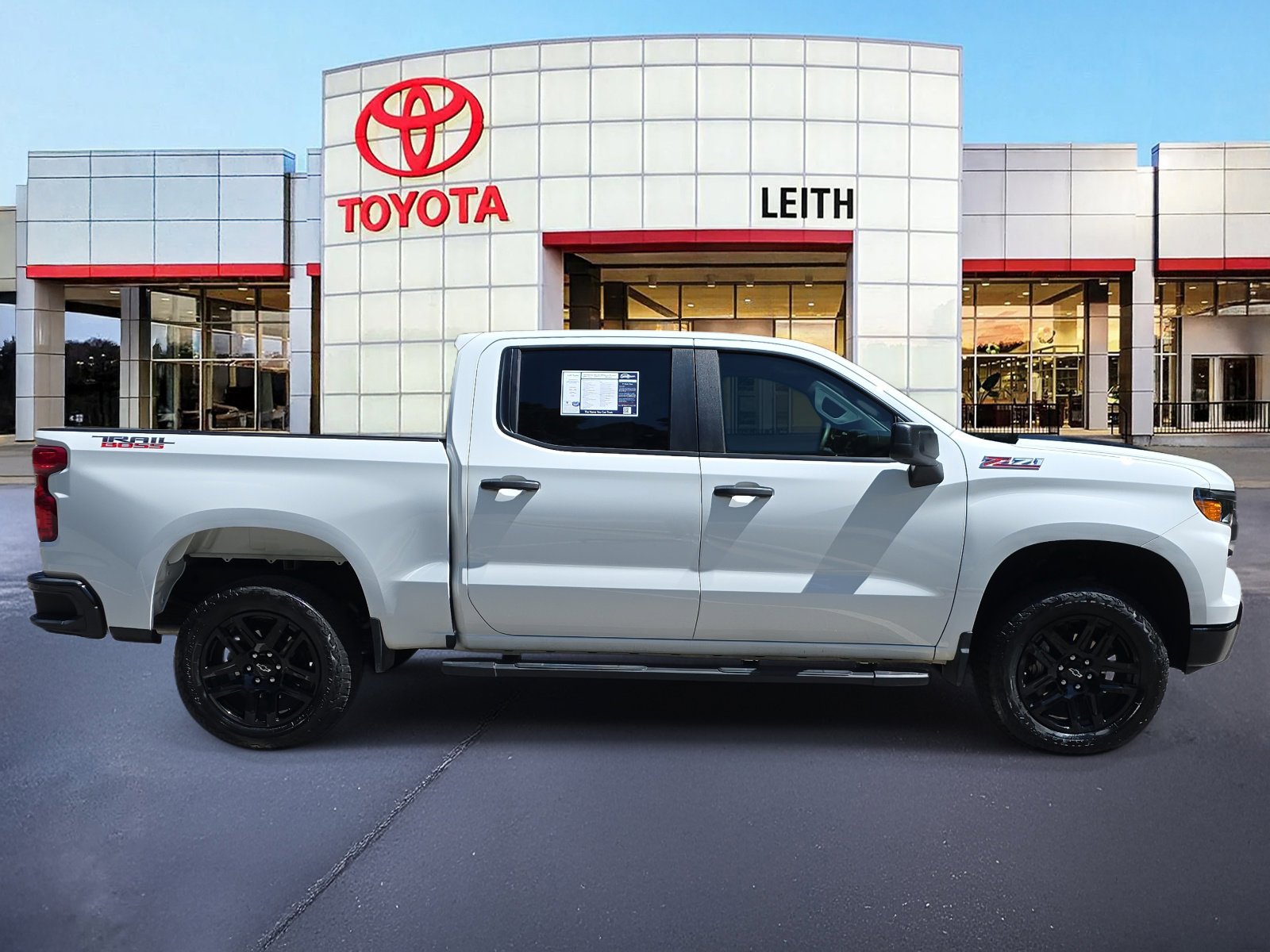 2024 Chevrolet Silverado 1500 Custom Trail Boss photo 4