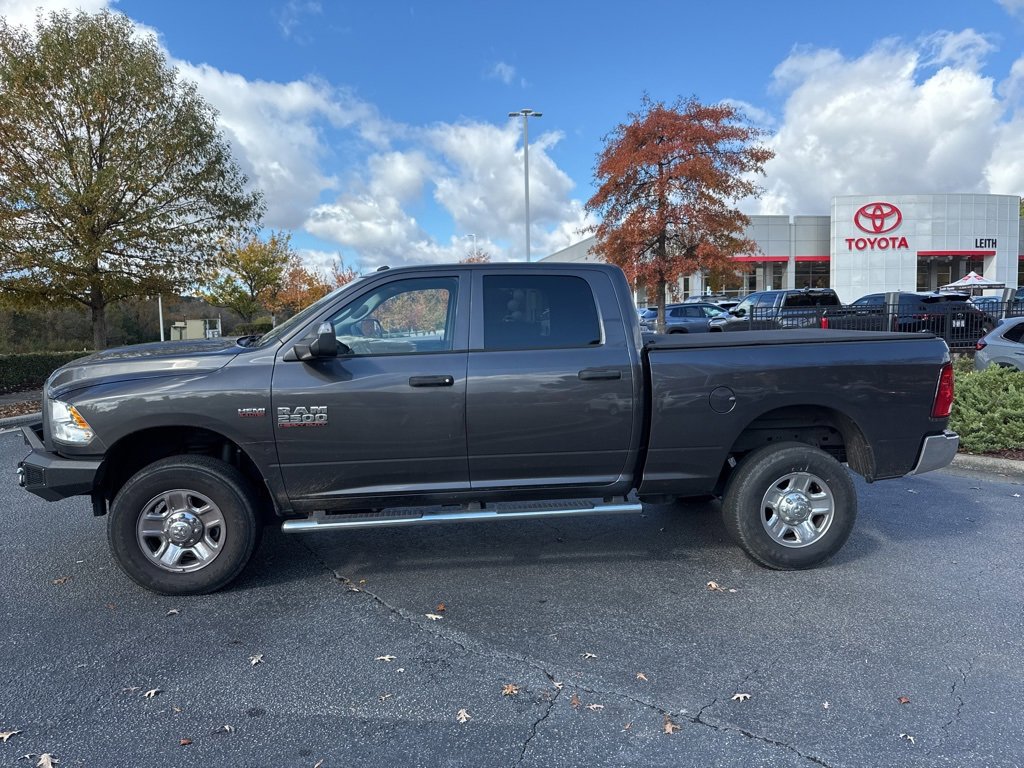 2018 Ram 2500 Tradesman photo 2