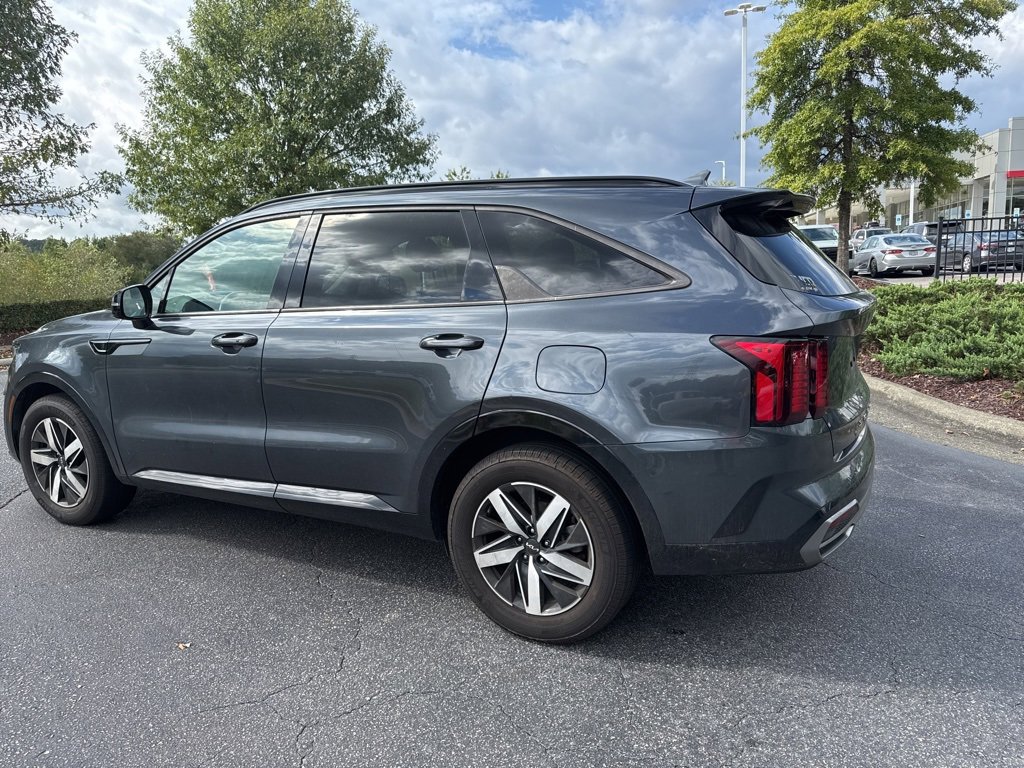2022 Kia Sorento S photo 2