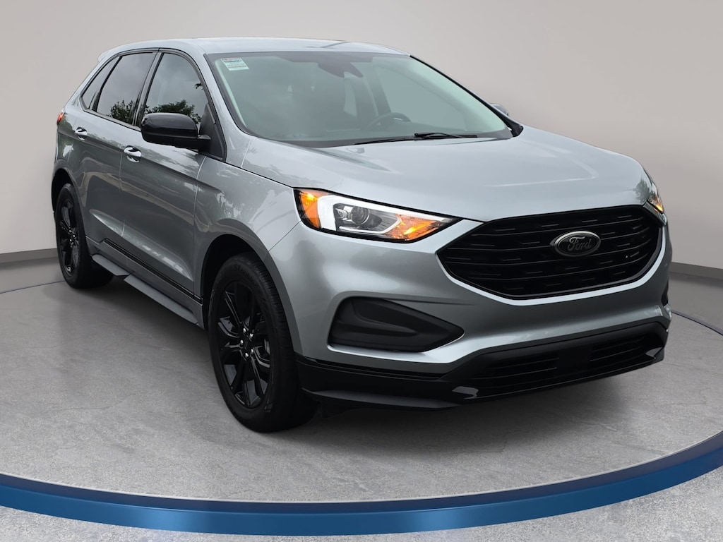 Used 2022 Ford Edge SE SUV