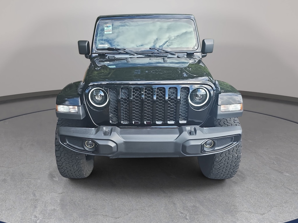 Used 2022 Jeep Gladiator Sport Truck Crew Cab