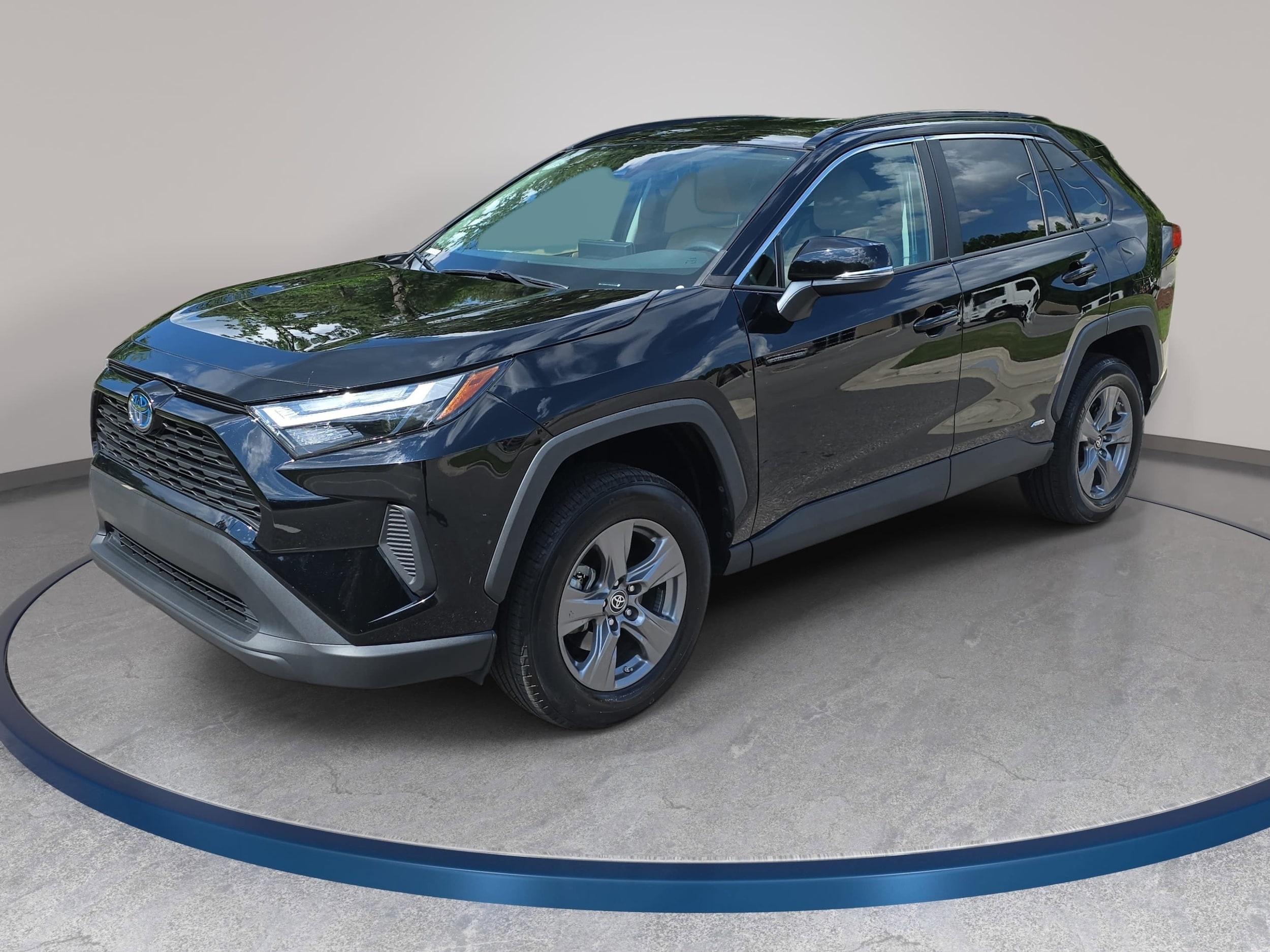 2024 Toyota RAV4 Hybrid LE AWD's photo