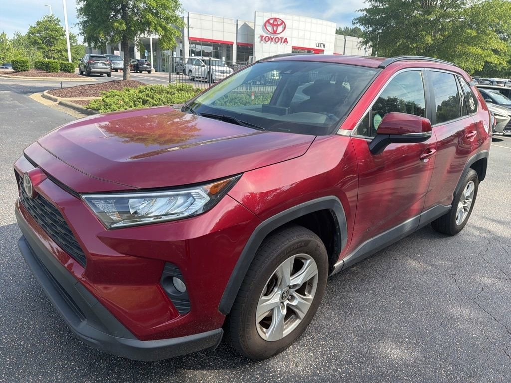 2020 Toyota RAV4 XLE FWD's photo
