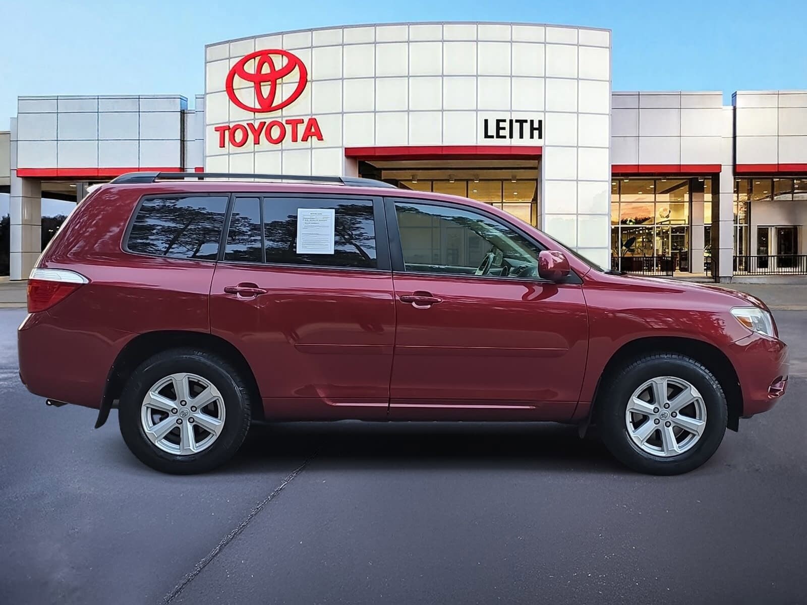 2010 Toyota Highlander SE photo 4