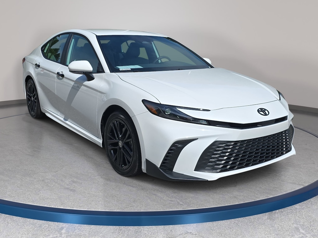 Used 2026 Toyota Camry SE Sedan