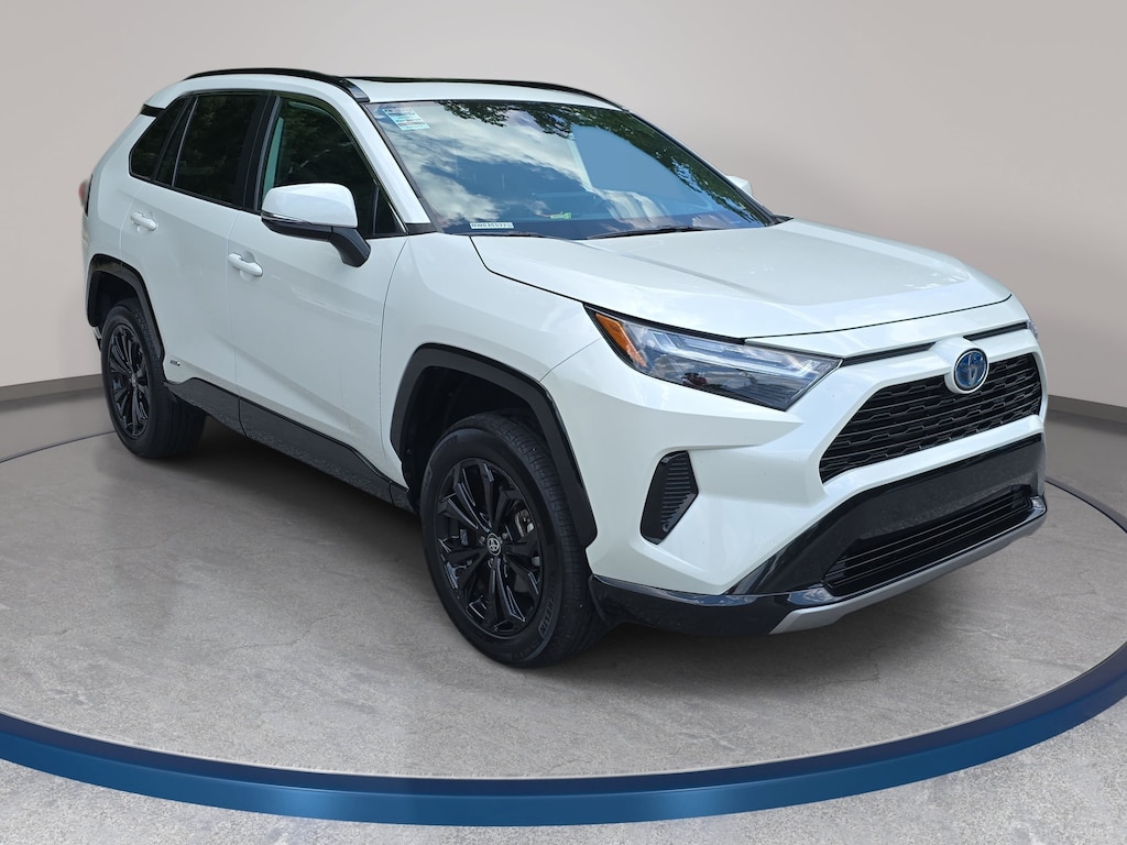 Used 2022 Toyota RAV4 Hybrid SE SUV
