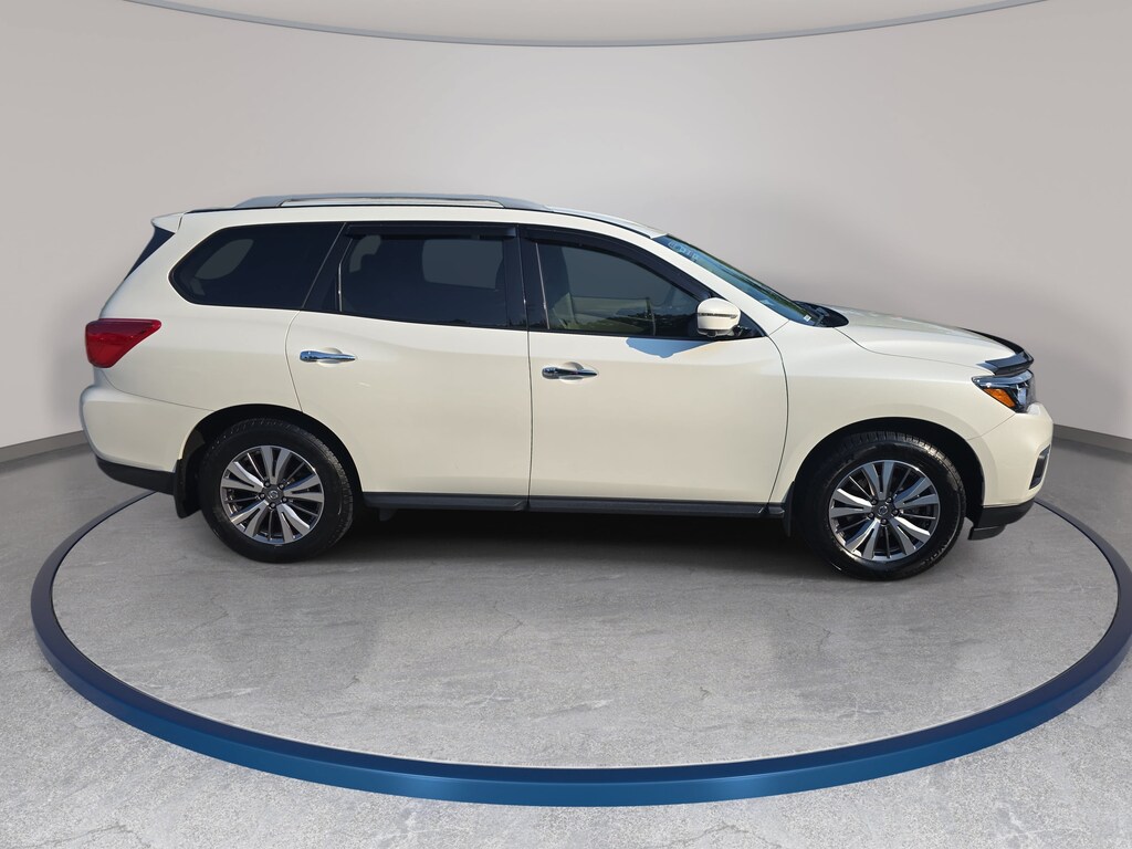 Used 2019 Nissan Pathfinder SL SUV