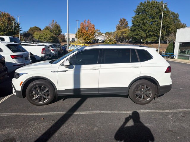 Used 2022 Volkswagen Tiguan 2.0T SE SUV