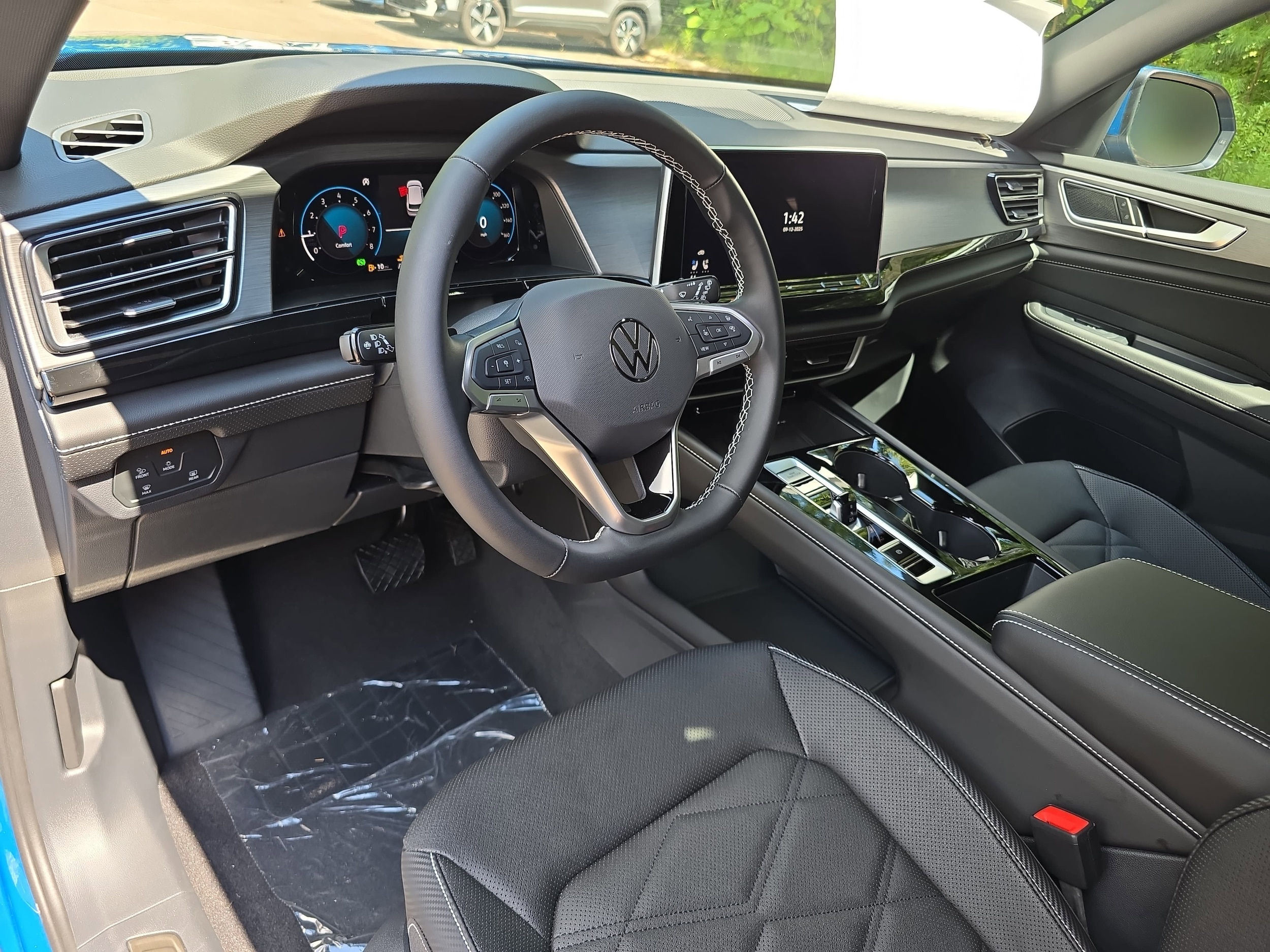 2026 Volkswagen Atlas Cross Sport SE w/Tech - Photo 16