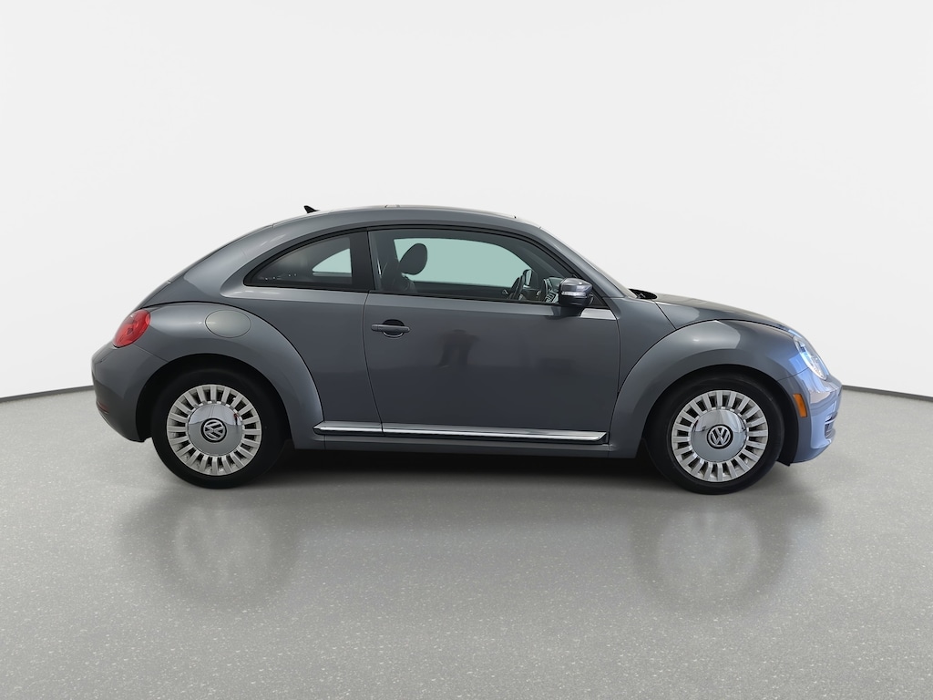 Used 2013 Volkswagen Beetle 2.5L Hatchback
