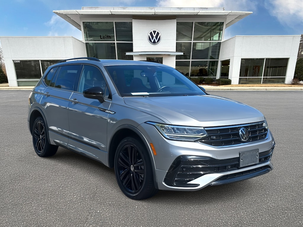 Used 2022 Volkswagen Tiguan 2.0T SE R-Line Black SUV