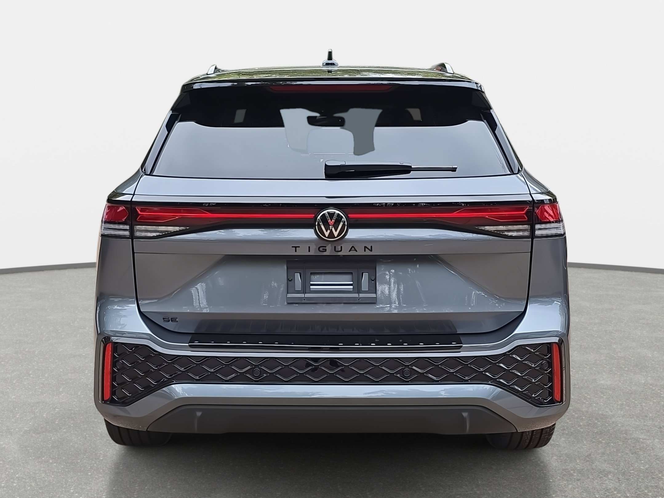 2025 Volkswagen Tiguan SE R-Line Black photo 2