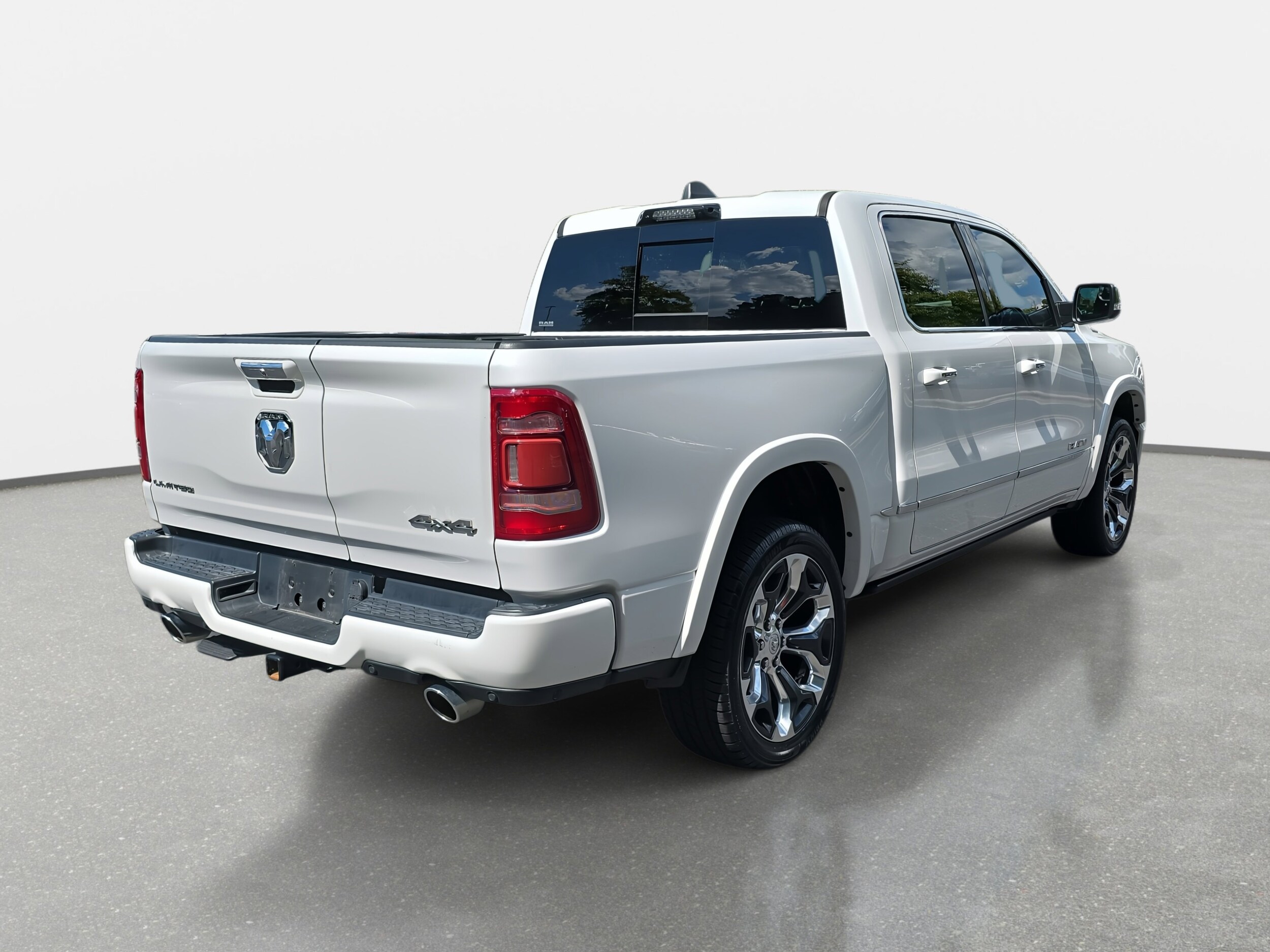 2021 Ram 1500 Limited photo 3