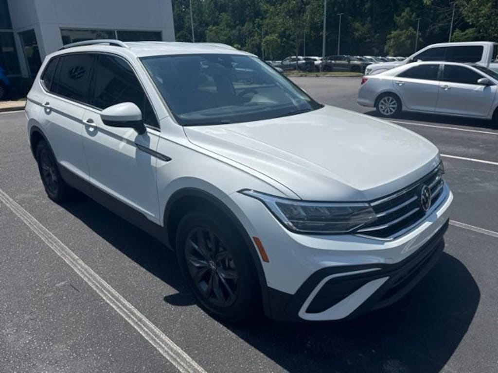Used 2023 Volkswagen Tiguan 2.0T SE SUV